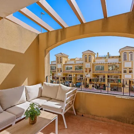 Casa Tranquilo * Daya Nueva